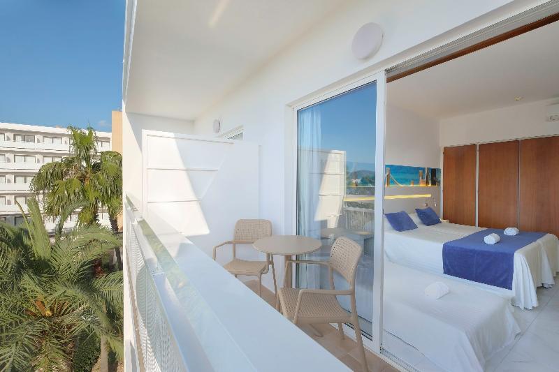 Azuline Bergantin 3* Sant Antoni de Portmany